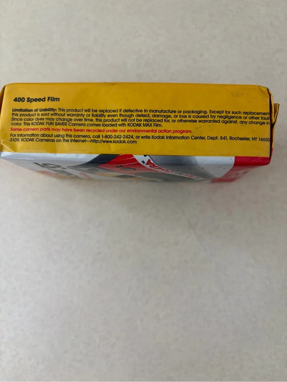 Kodak FunSaver 35 Flash Camera 27 Exposure Exp. 4/2004 - Sealed